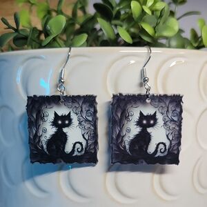 SPOOKY BLACK CAT EARRINGS